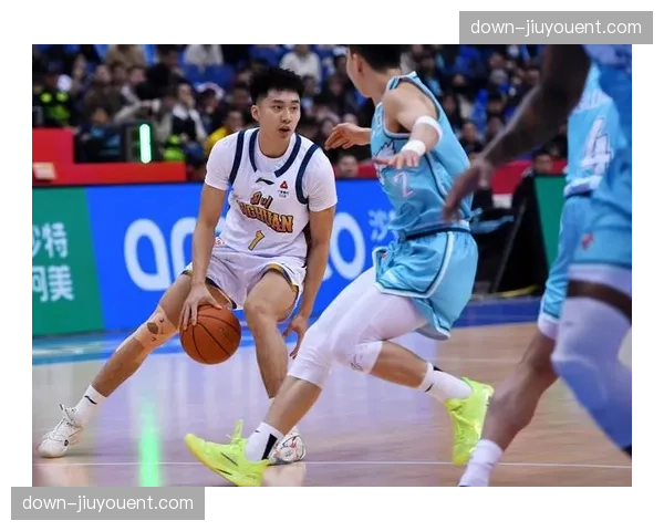 青岛崂山啤酒防守篮板保护不足 二次进攻失分偏多 青岛崂山啤酒防守篮板保护不足 二次进攻失分偏多