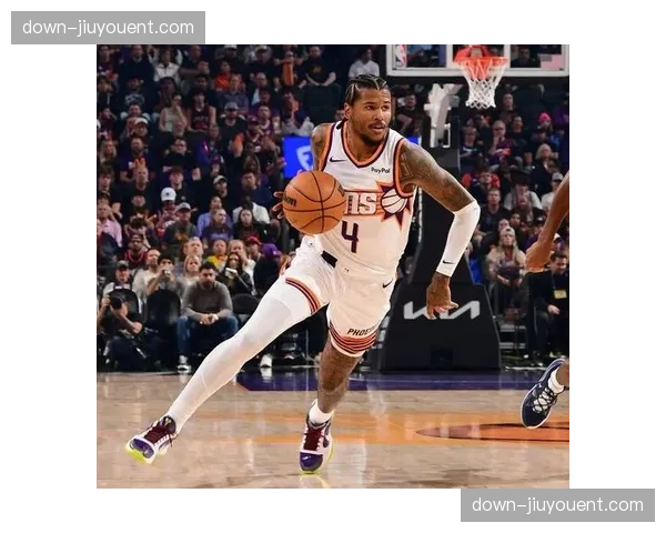 太阳大胜爵士25分 格林31分布克26分助球队稳固排名 太阳大胜爵士25分 格林31分布克26分助球队稳固排名